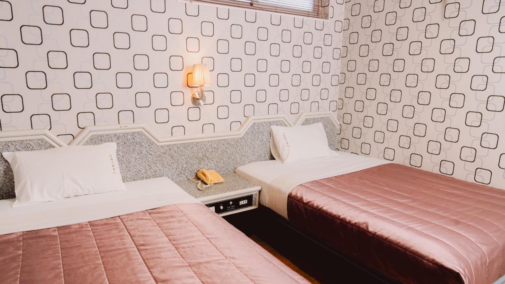 Tong Hsin Hotel Pingtung Exterior photo
